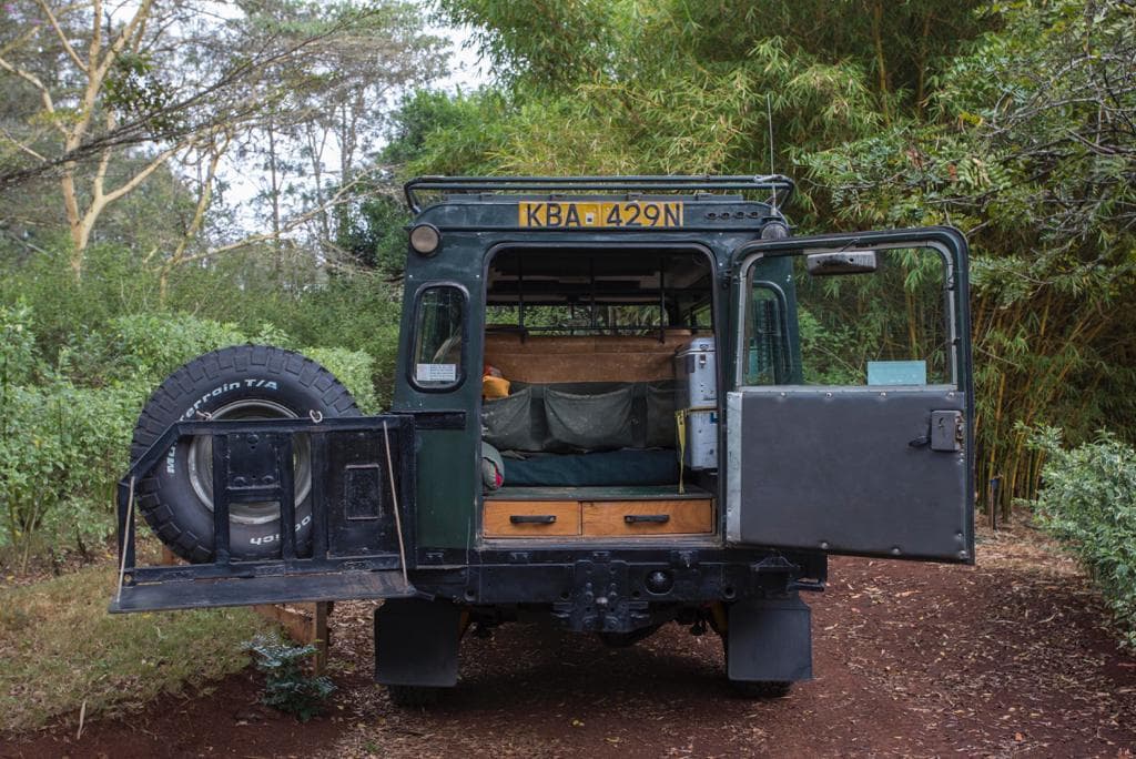 Integrated Pull-Out Bush Kitchen